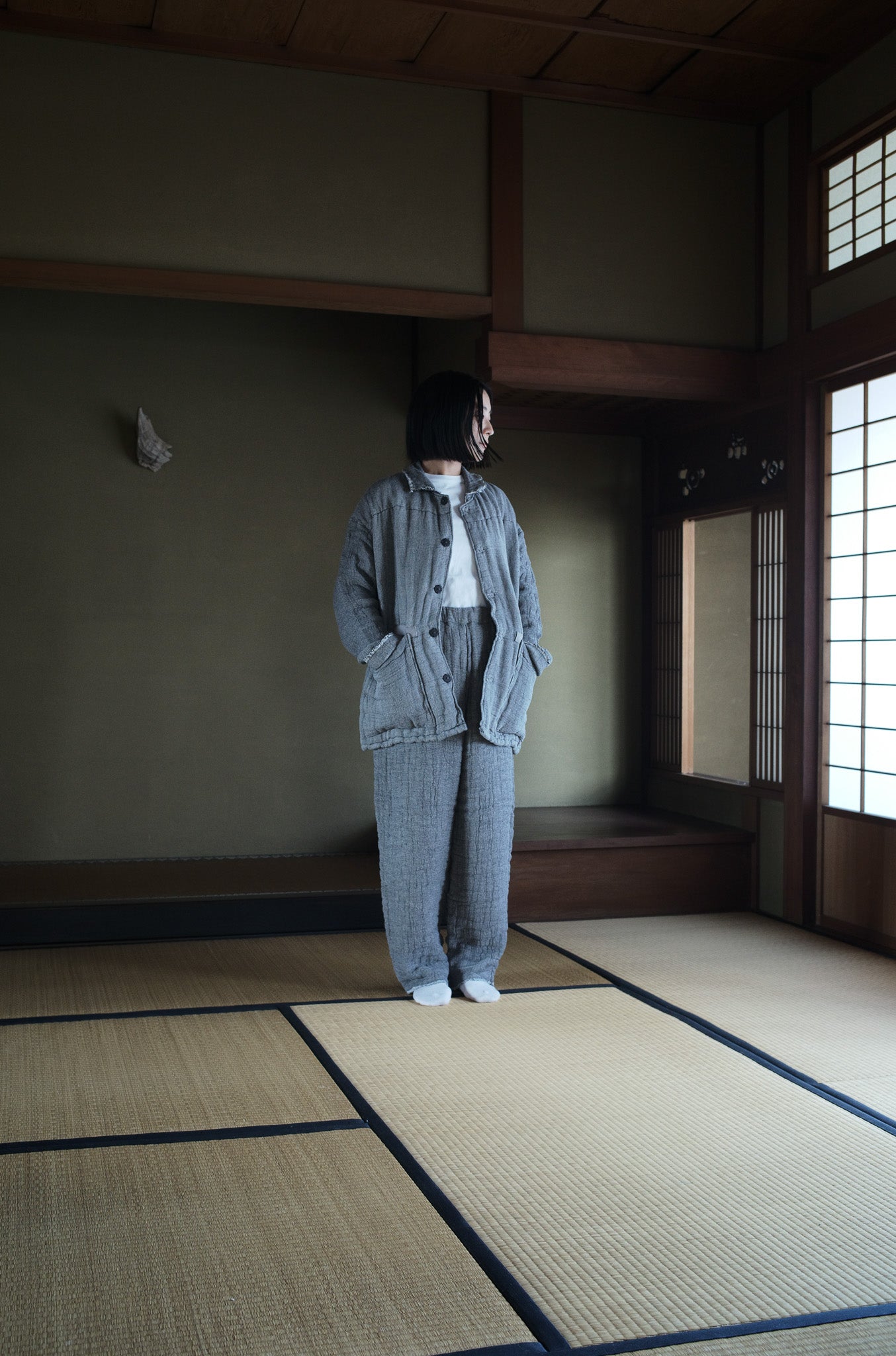 6重ガーゼ イージーパンツ 灰色