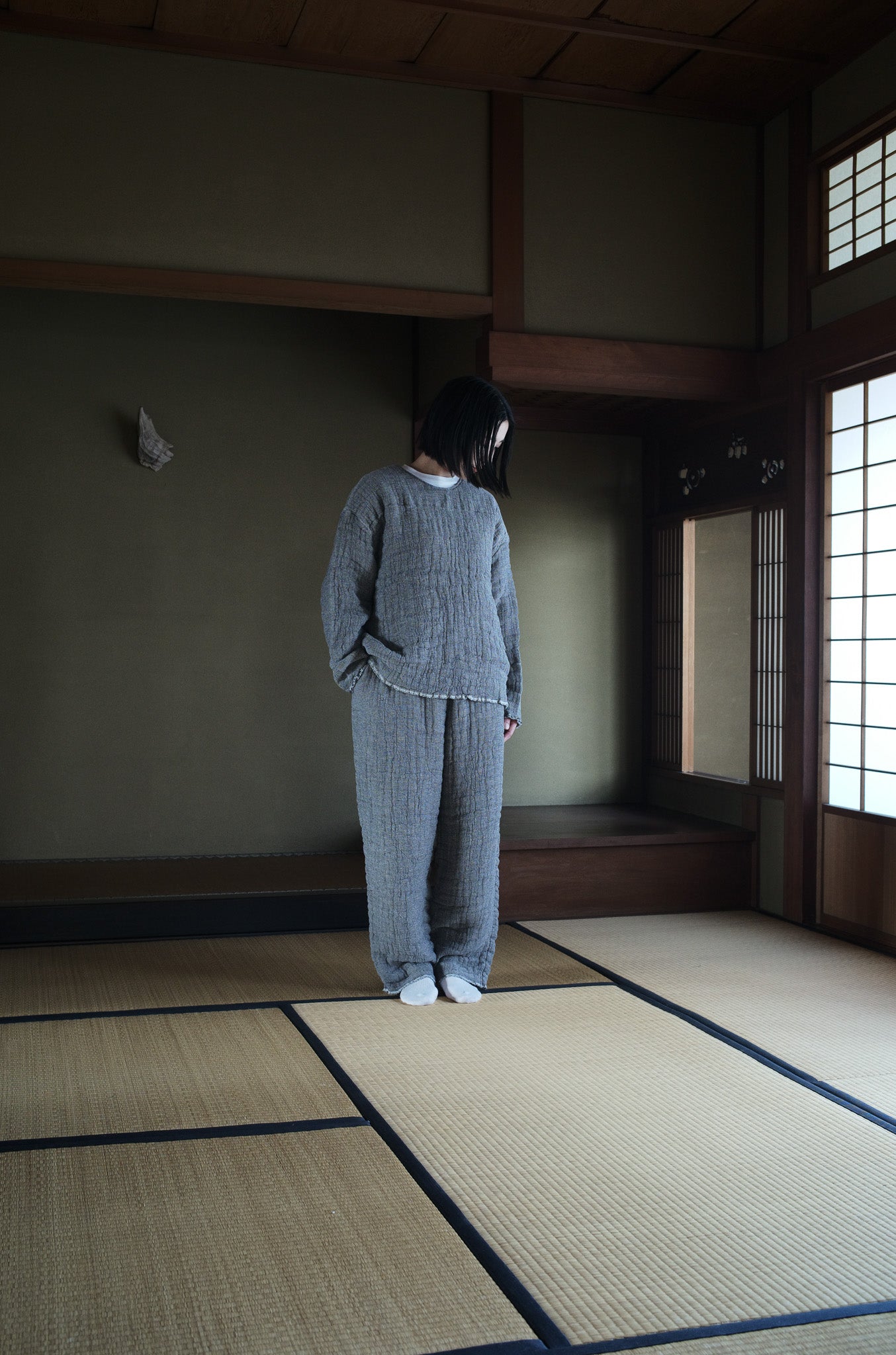 6重ガーゼ プルオーバー 灰色