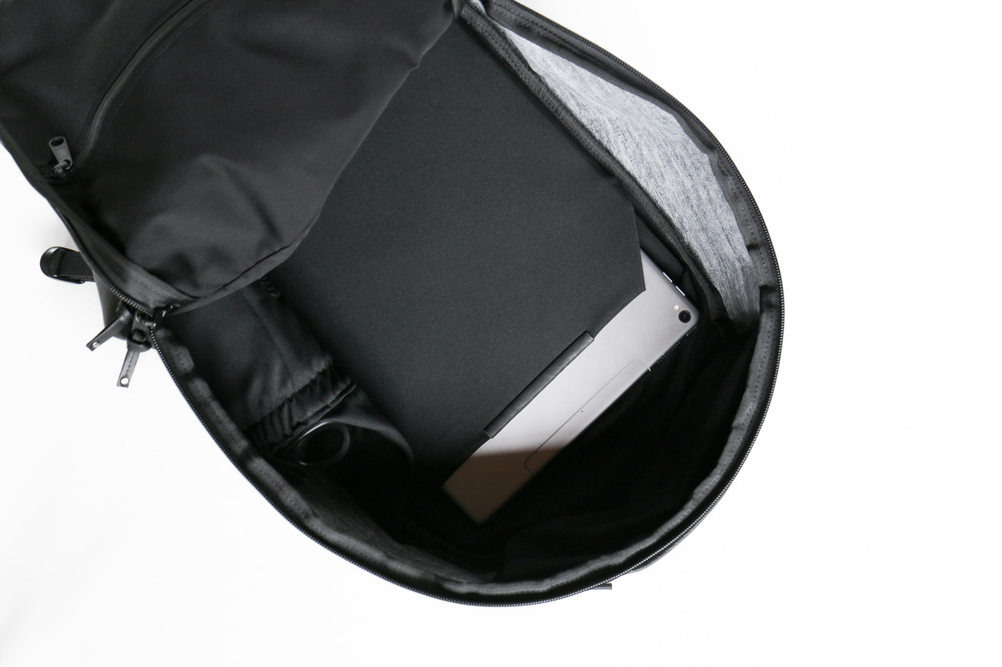 Daypack V2 M Dyneema Leather