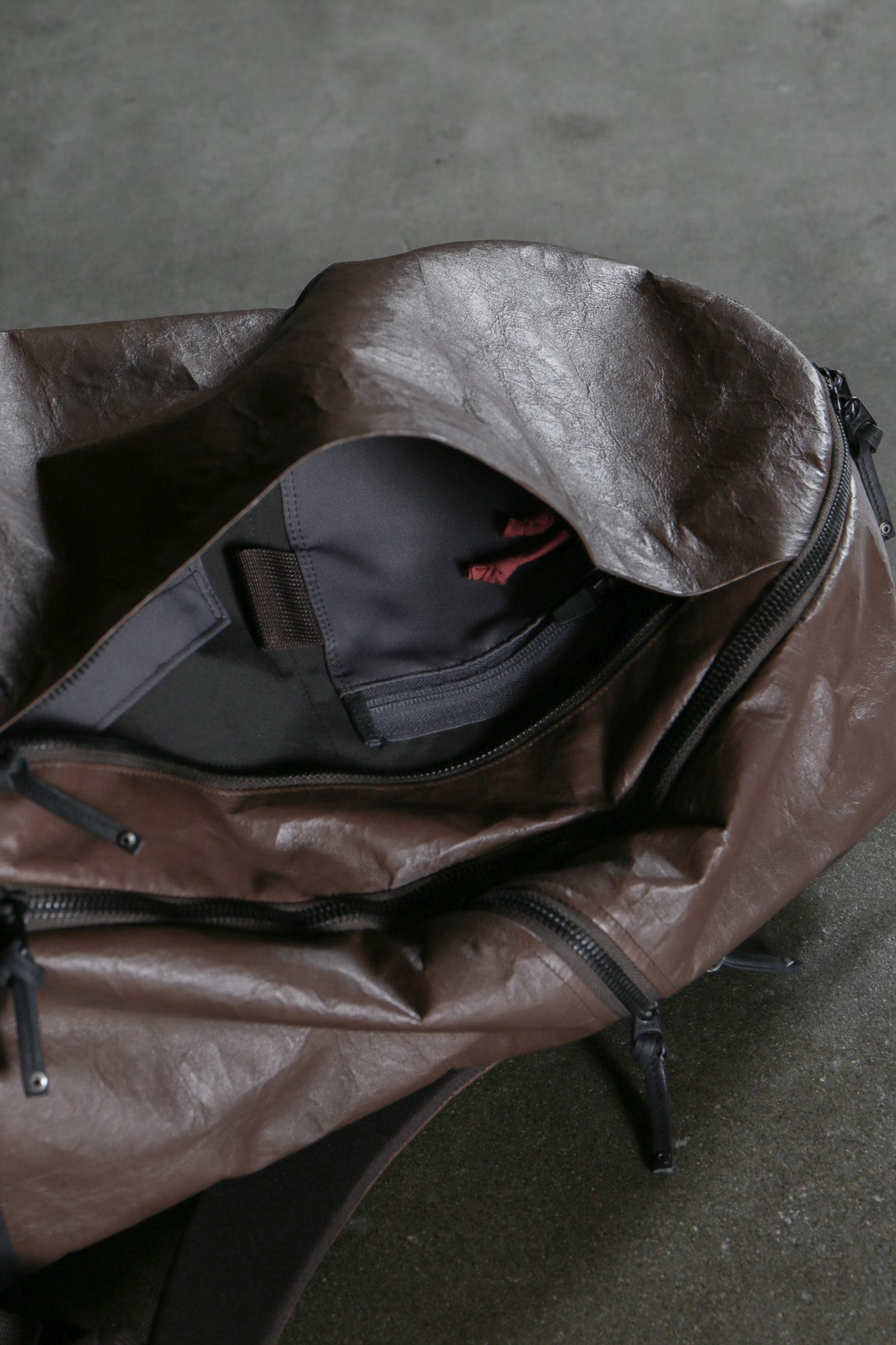 rofmia × Carryology Daypack V2 L #Brown