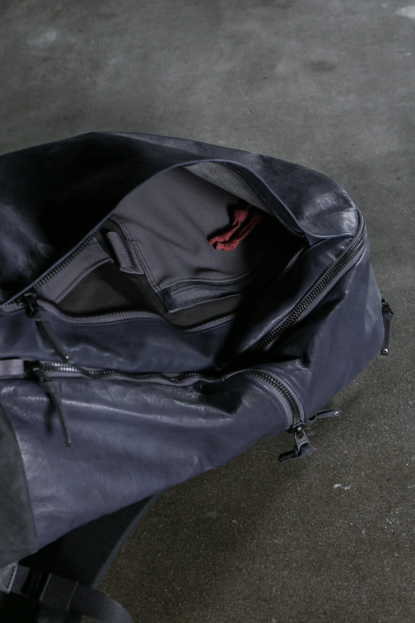 rofmia × Carryology Daypack V2 L #Navy