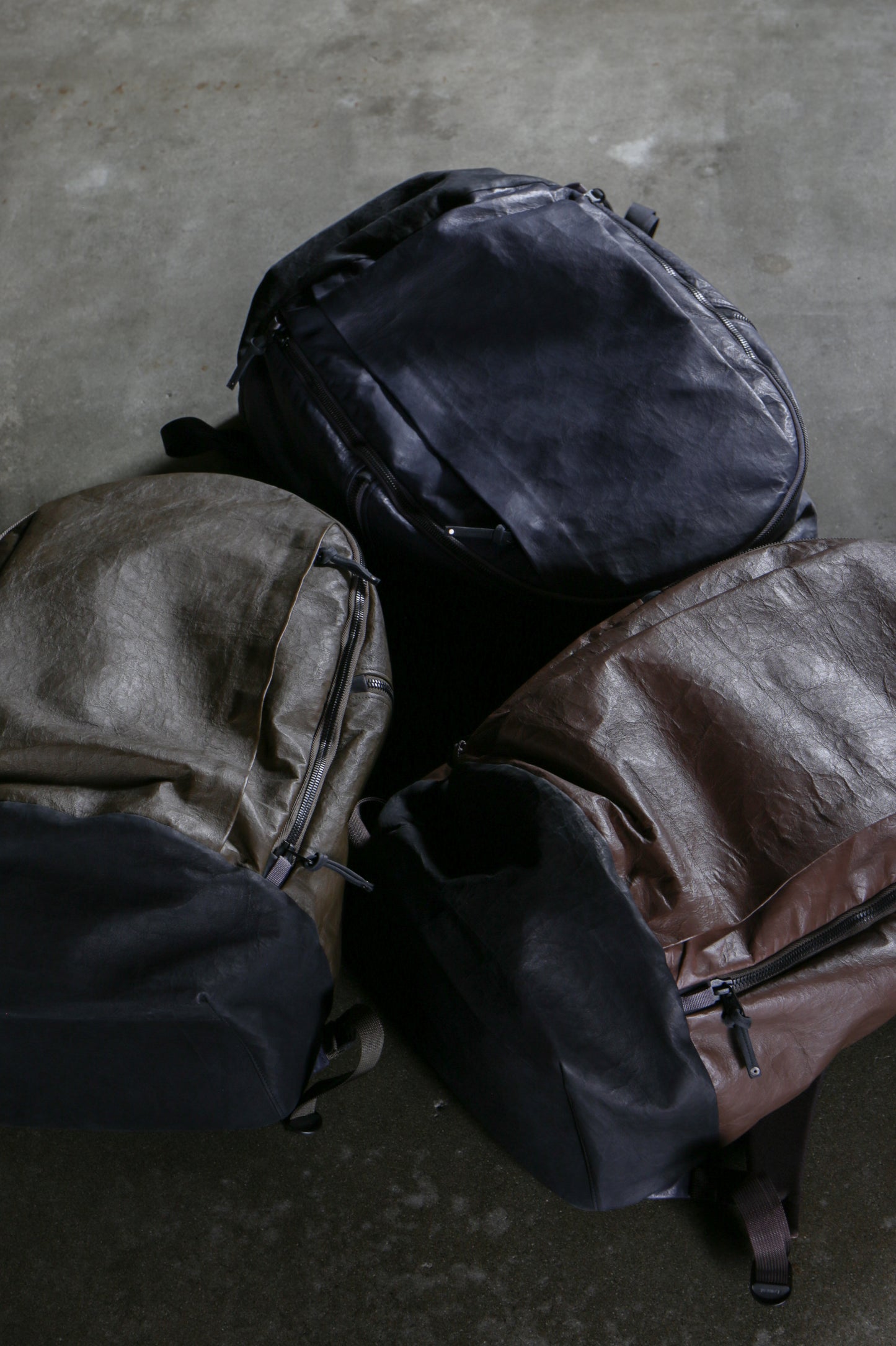 rofmia × Carryology Daypack V2 L #Navy